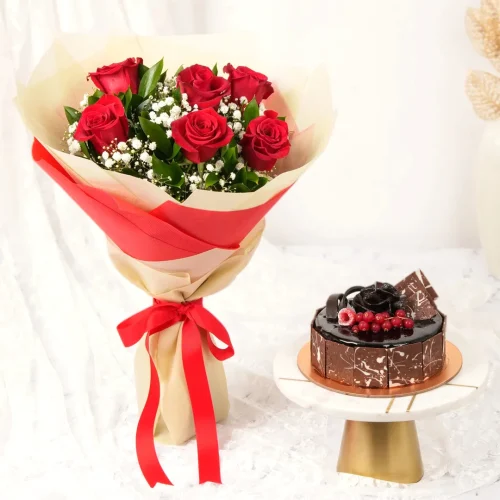 Red Love Roses Bouquet - Cake
