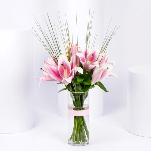 Pink Lily Nice Arrangement in a Vase