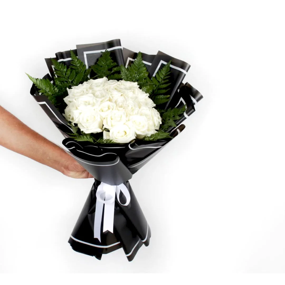 25 Pcs White Rose Bouquet with Green Leaves