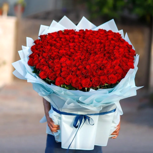 Grand 300 Red Roses Bouquet