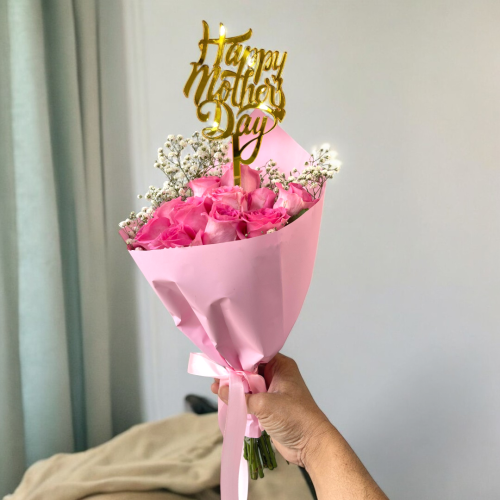 Blushing Elegance – 11 Pink Roses Bouquet