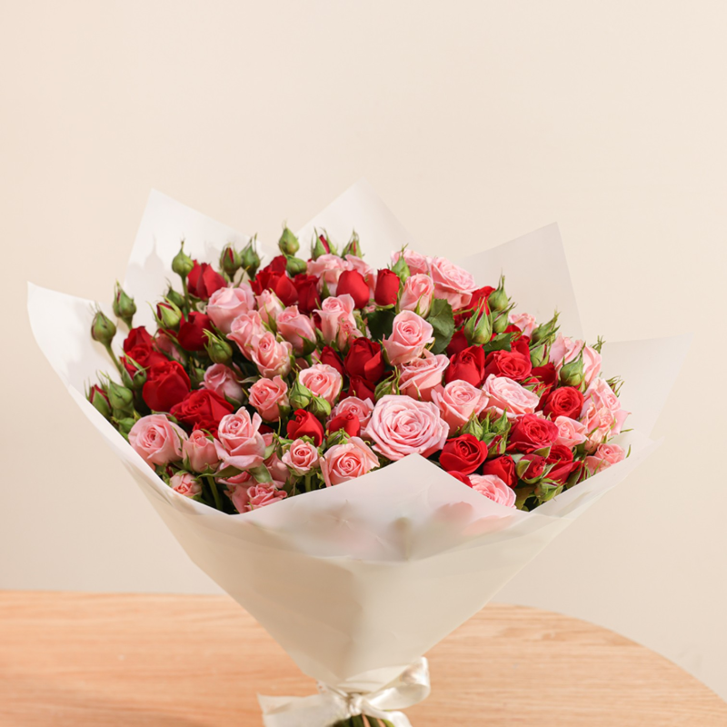 Sweet Embrace – Baby Red & Pink Rose Bouquet Flowers - Image 2