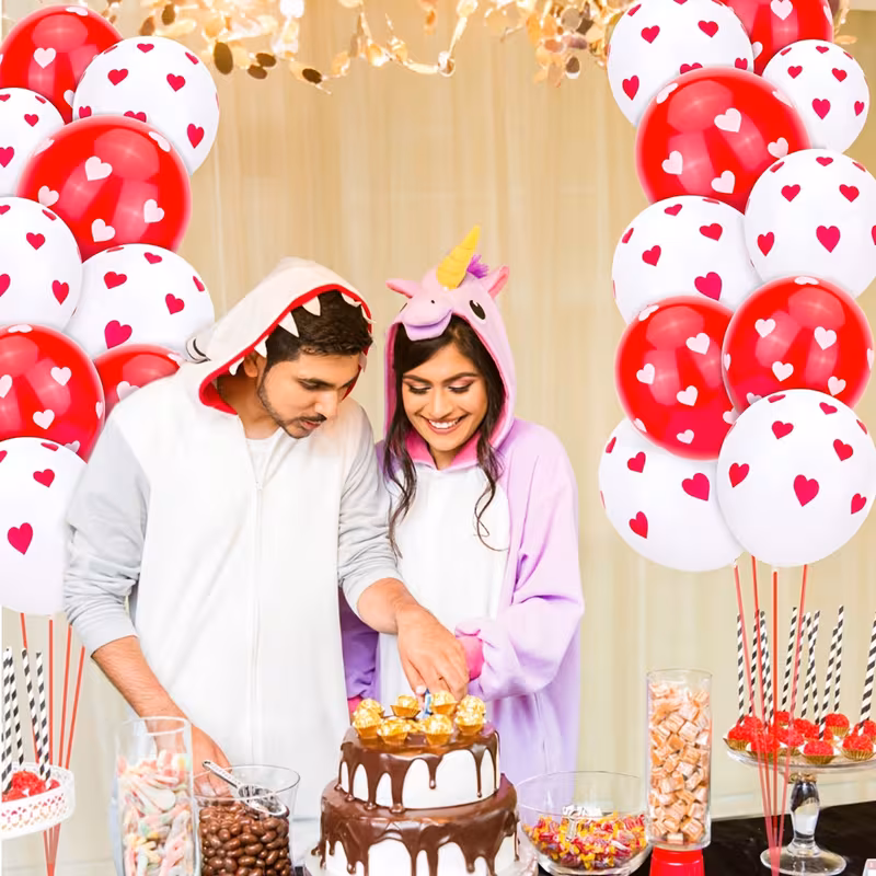 10 pcs Red & White Heart-Print Helium Balloons - Image 3