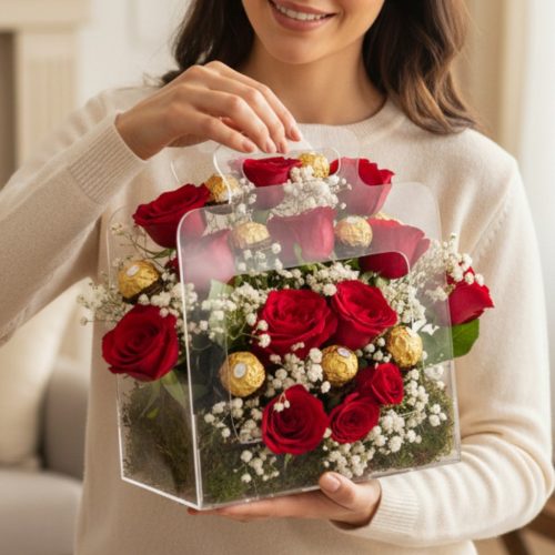 Golden Love Box – Red Roses & Ferrero Delight