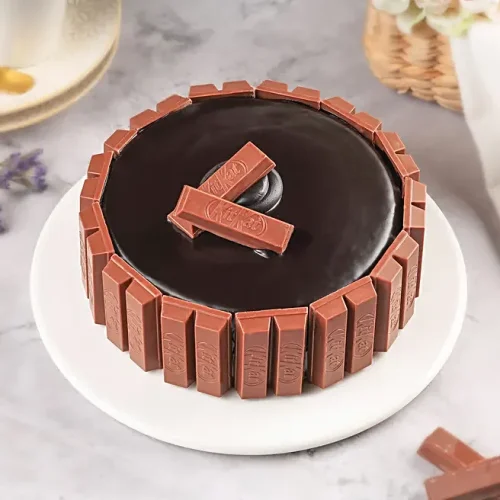 KitKat Fantasy Birthday, Anniversary Cake