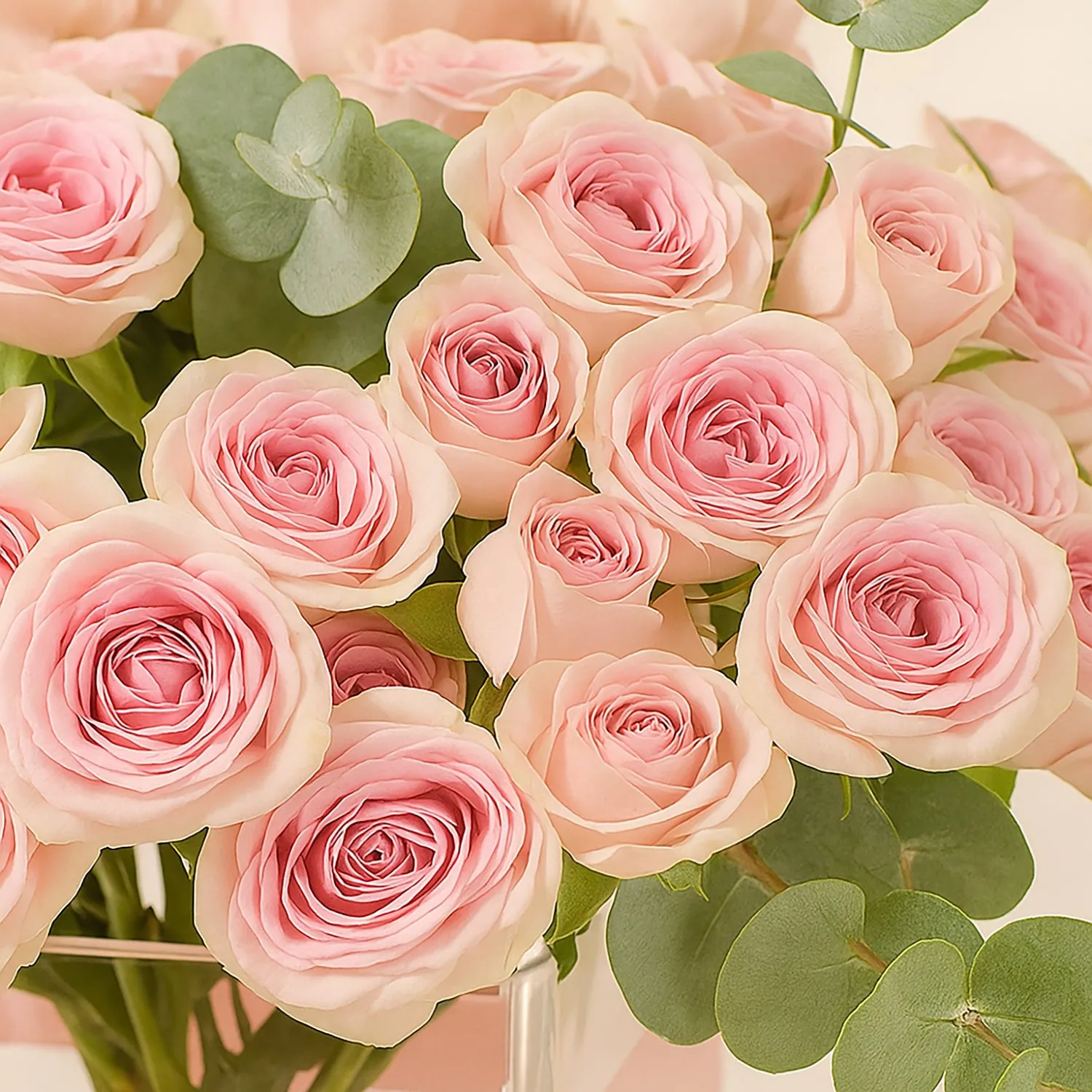 Pink Rose Bouquet in Glass Vase with Eucalyptus – Elegant Flower Arrangement - Image 3