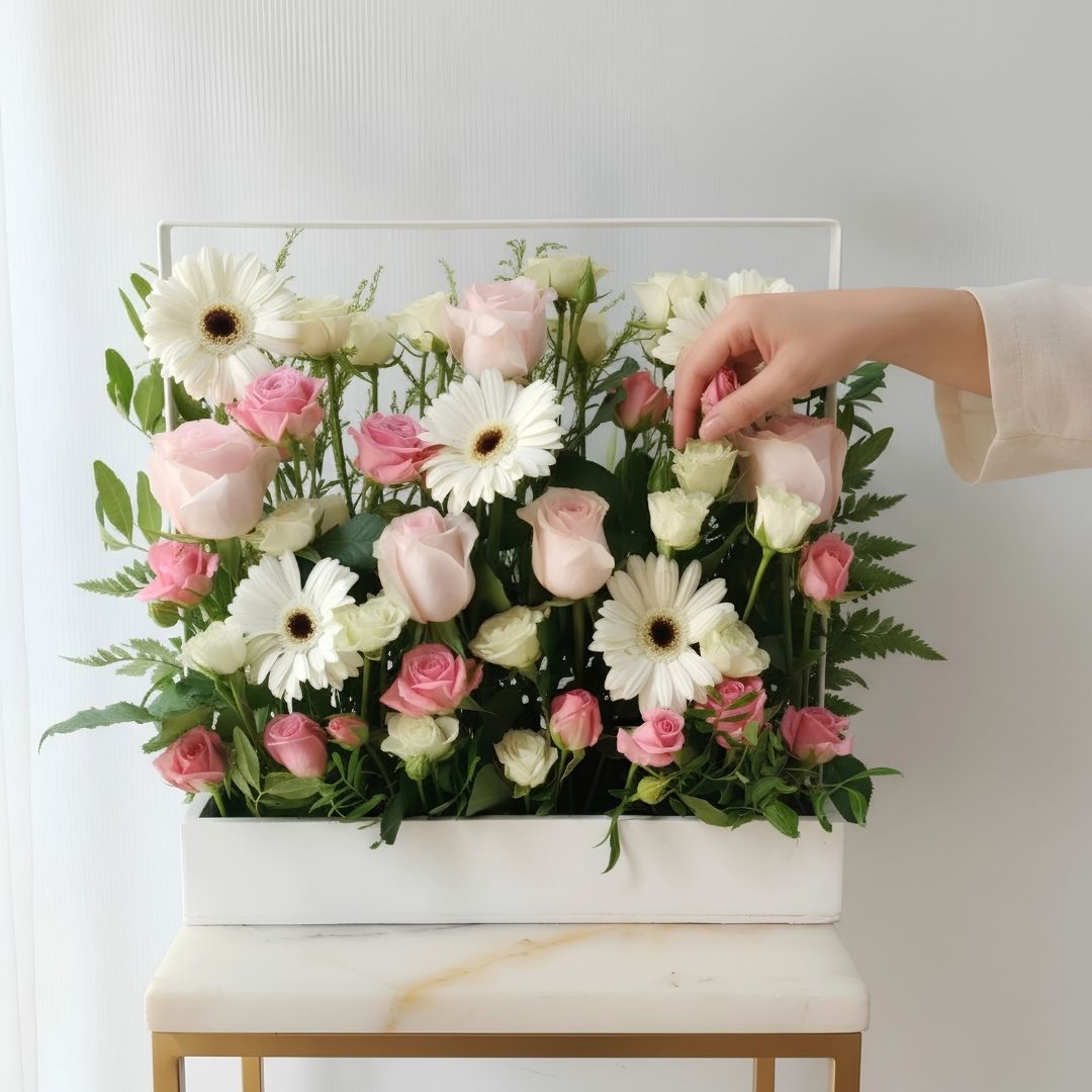 Pink Rose & White Gerbera Flower Frame Arrangement – Elegant Fresh Flower Box - Image 2