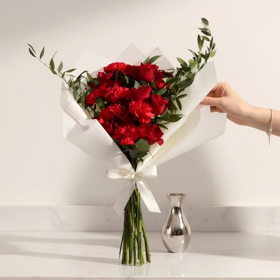 Red Rose & Carnation Bouquet – Fresh Flower